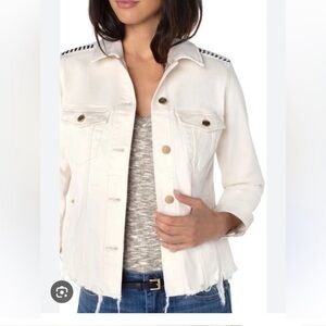 Liverpool Trucker Raw Hem Jean Jacket in Seaside Dunes Ecru color size Small